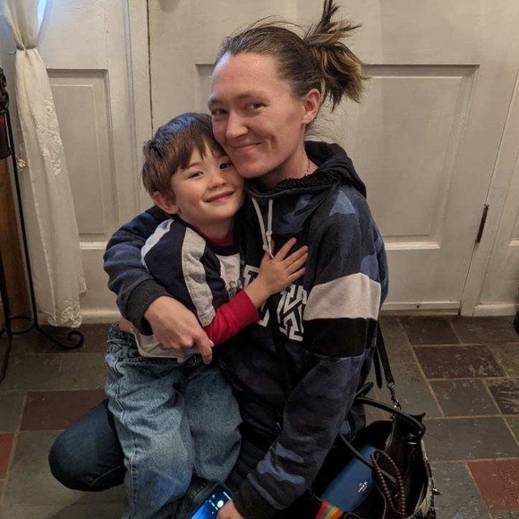 Meet your Posher, Shelly - Picture 3 of 12